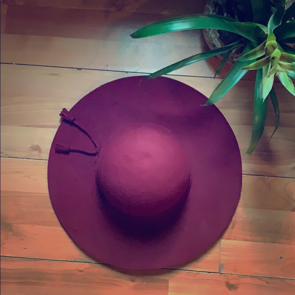 Women’s Hat